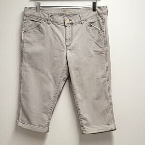 the diva Light Gray Five Pocket Stretch Denim Capri Pants/Jeans Size 12